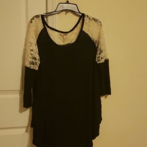 XXL women's lace top